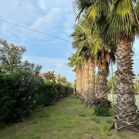 Holiday home Sul Mare In Village Campofelice Di Roccella